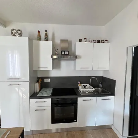 Spacieux Marx Dormoy Avec Parking Gratuit C Lägenhet