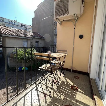 Апартаменты Spacieux Marx Dormoy Avec Parking Gratuit C